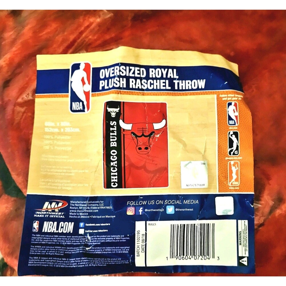 Chicago Bulls NBA Royal Plush Throw Blanket Fleece 60 x 80 Northwest BRAND  NEW!